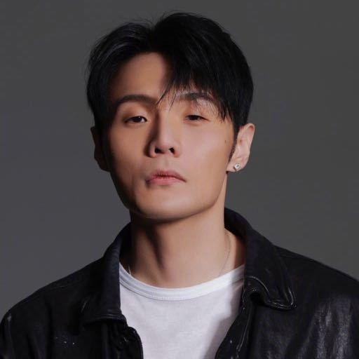 世界杯高清比赛视频-歌手李荣浩为什么不愿意把歌曲《李白》的改编权给单依纯？